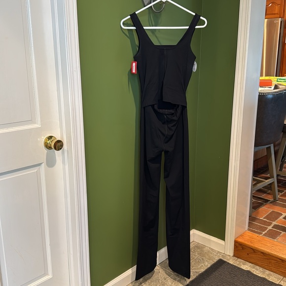 Spanxshape Booty Boost Flare Jumpsuit, NWT - Picture 3 of 3